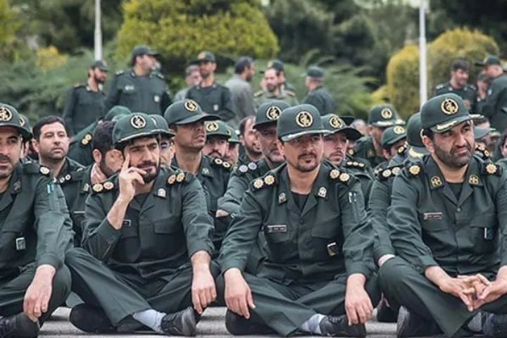 استدلال‌های مخالفان و موافقان مذاکره اپوزیسیون با سپاه و فرماندهان آن چیست؟